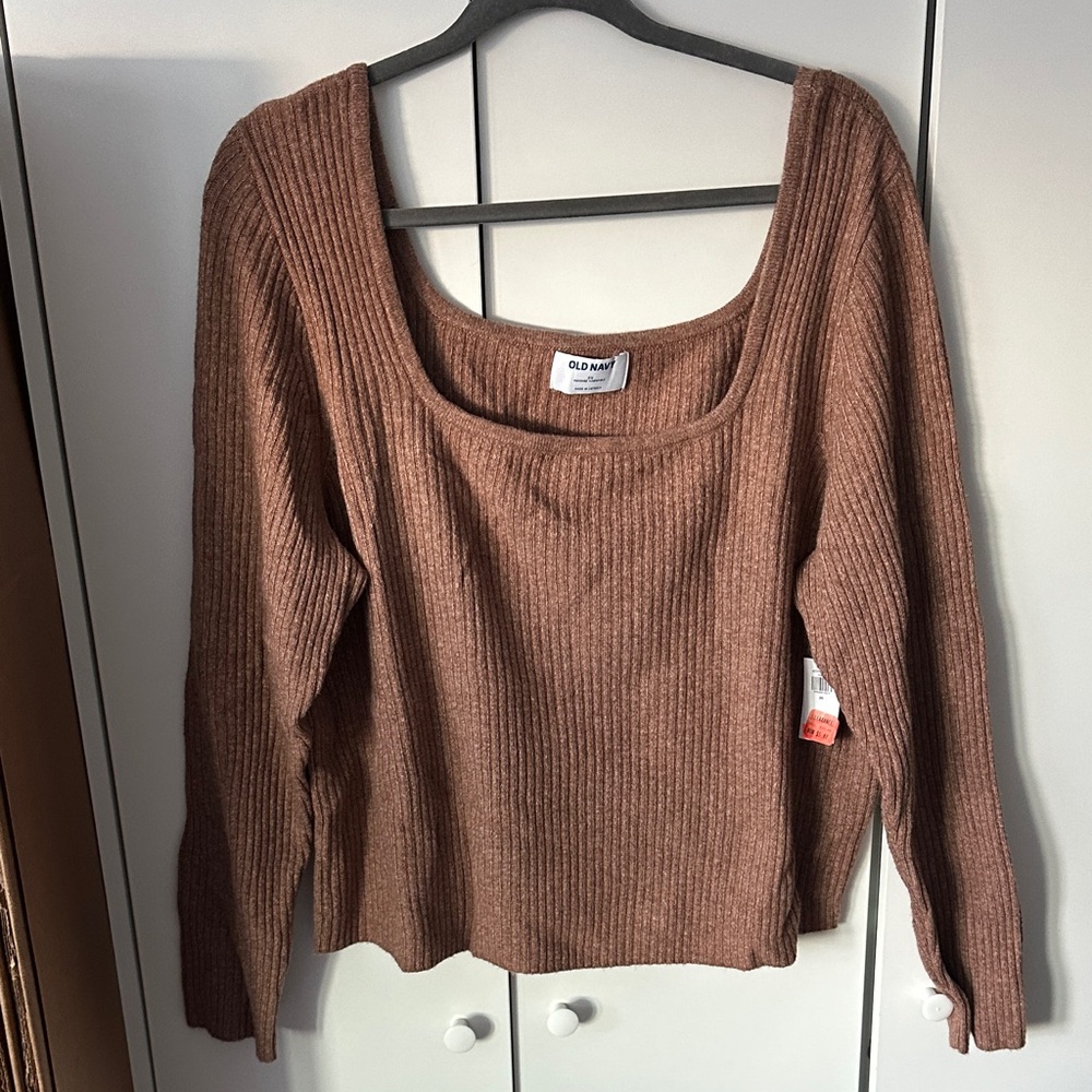 Old Navy Women's Scoop Neck Sweater in Warm Brown